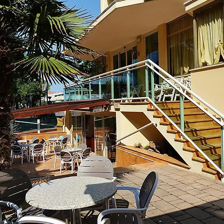 Bamar Hotel